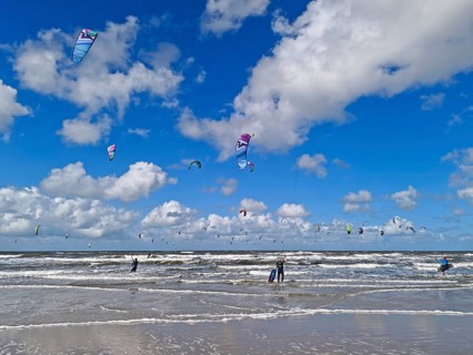 California kitesurfing Masters 2025, kitesurfing on the North Sea beach on the edge of the UNESCO