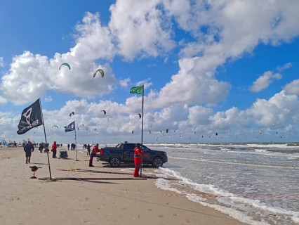 California kitesurfing Masters 2025, kitesurfing on the North Sea beach on the edge of the UNESCO