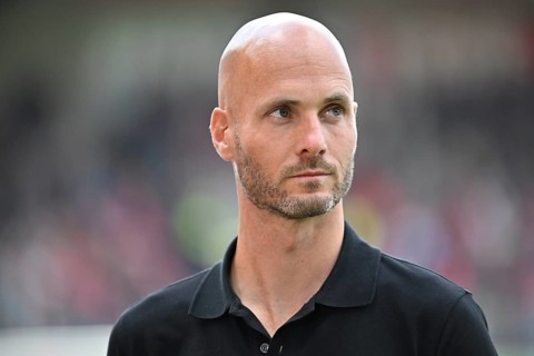 Coach Paul Simonis VfL Wolfsburg Portrait Voith-Arena, Heidenheim, Baden-Württemberg, Germany