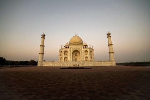 Taj Mahal at dawn, Tajganj, Agra, Uttar Pradesh, India