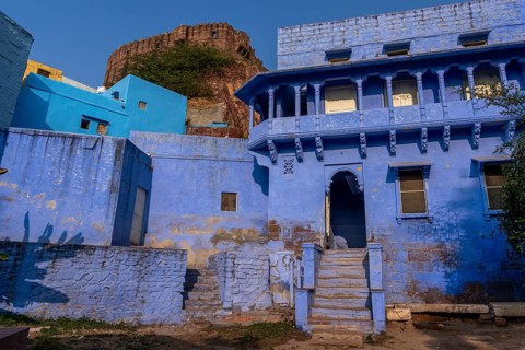 Mehrangarh Fort, above blue houses, Blue City, Gulab Sagar, Jodhpur, Rajasthan, India