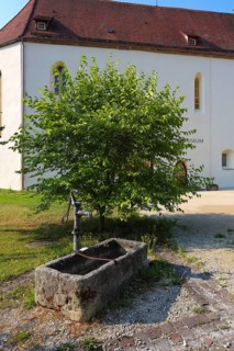Fountain, stone basin with hand pump, water dispenser, behind the stud museum at the Lauterquelle,
