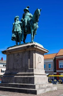 Equestrian statue of Karl X Gustav and statue of Erik Jonsson Count of Dahlberg by sculptor Theodor