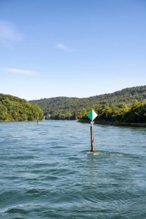 Schifffahrtszeichen, Wiffe, sign for inland navigation, which marks the navigation channel on the