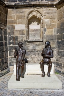 Bronze figures of Heinrich Schütz and Friedrich von Hardenberg alias Novalis by the artists Grit