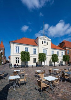 Square with tables, chairs, Town Hall, Old Town, Ringkøbing, Ringkøbing Fjord, Denmark