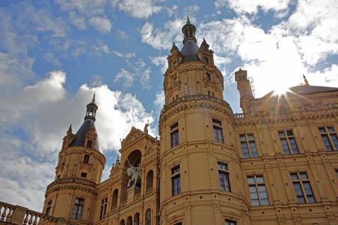 Renaissance castle, Mecklenburg-Western Pomerania state parliament, inner courtyard, backlight,