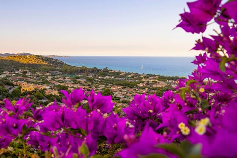 From the hilly hinterland you have an unobstructed view over the Costa Rei, a south-eastern coastal