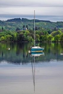 Boats on Windermere Lake and mountains, Ambleside, Lake District, Cumbria, England, United Kingdom