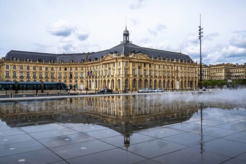 Miroir d'eau and Place de la Bourse, Bordeaux, Gironde, Nouvelle-Aquitaine, France
