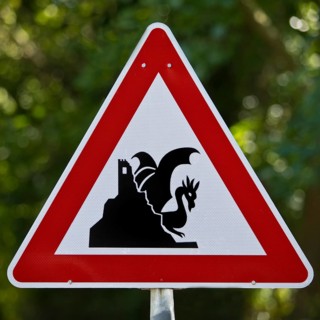 Traffic sign, Give way, Drachenfels with dragon, Drachenfelsbahn, Königswinter, North