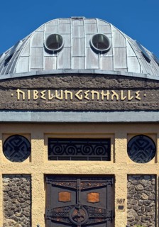 Nibelungenhalle, domed building based on an idea by Hermann Hendrich, Königswinter, North