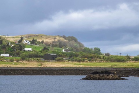 Farms over Loch Sligachan, Sligachan, Isle of Skye, Scotland, UK