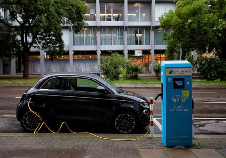 Charging station Stadtwerke Stuttgart for electric cars, charging station, e-filling station,