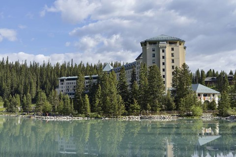 Hotel Fairmont Chateau Lake Louise and Lake Louise, Banff National Park, Alberta, Canada
