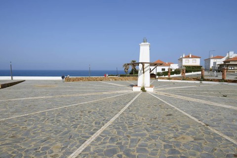 Viewing terrace on the coast, Zambujeira do Mar, Alentejo, Portugal
