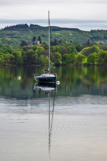 Boats on Windermere Lake and mountains, Ambleside, Lake District, Cumbria, England, United Kingdom