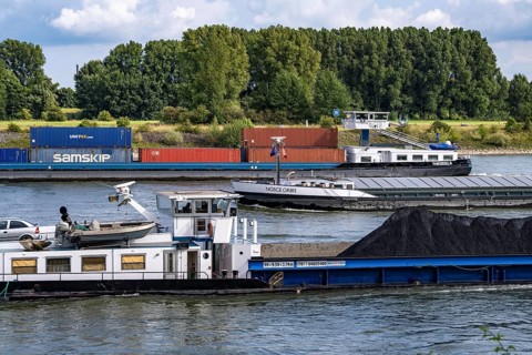 The Rhine near Duisburg, cargo ships, DU-Beeckerwerth North Rhine-Westphalia, Germany