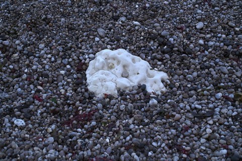 Chalk cliffs in pebble beach, beach, Étretat, cliffs, cliffs, chalk cliffs, alabaster coast, La