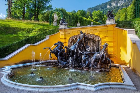 North parterre with Neptune Fountain at Linderhof Palace, Ettal, Ammertal, Upper Bavaria, Bavaria,