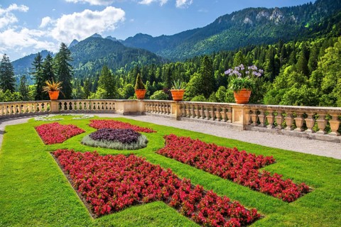 Baroque gardens at the Temple of Venus in the park of Linderhof Palace, Ettal, Ammertal, Upper