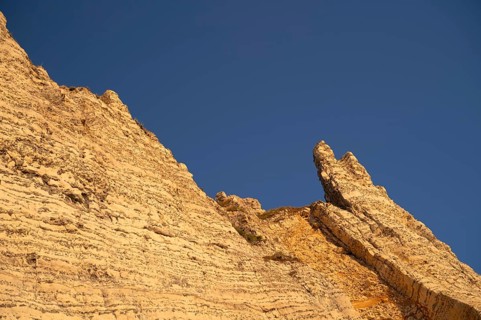 Étretat, sea, steep coast, cliffs, chalk cliffs, alabaster coast, La Côte d'Albâtre, evening mood,