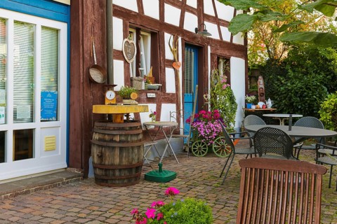 Kässtadel, KäStadel, on the lake, cheese shop with bistro, cheese shop, delicatessen, café,