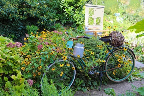 Kässtadel, KäStadel, on the lake, specialist cheese shop with bistro, cheese shop, delicatessen,