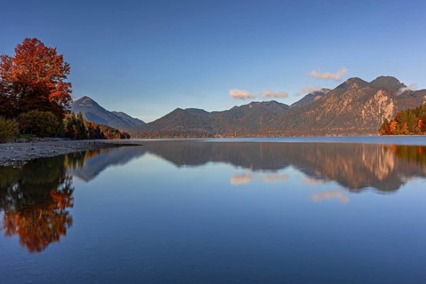 Mountain lake, mountains, morning light, reflection, autumn, autumn color, forest, shore,