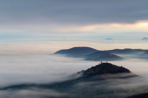 Inversion weather, fog, dawn, autumn, view from Breitenstein to Limburg, Ochsenwang, Swabian Jura,