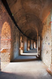 Historical tour, Roman Amphitheatre, Amphithéâtre romain ou Arènes, interior modernized and