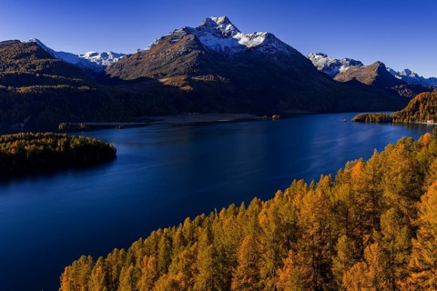 Mountain landscape, mountain lake, larch forest, autumn, autumn color, morning light, sunny, aerial