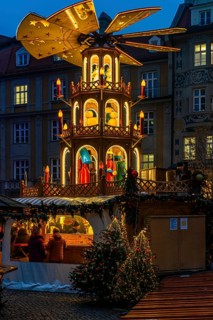 Christmas market with three-story illuminated Christmas pyramid, Rindermarkt, Munich, Upper