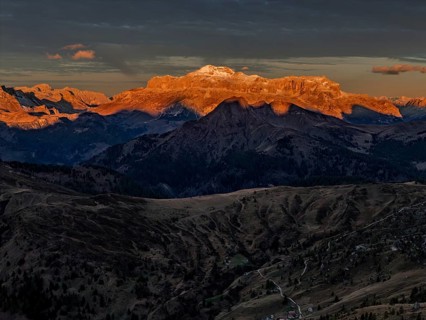 Mountain landscape, morning light, cloud atmosphere, autumn, aerial view, Giau Pass, view of Tofana