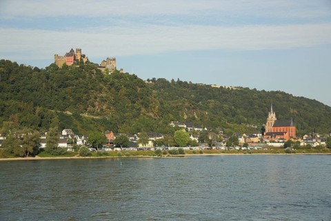 View of Oberwesel with Schönburg and Church of Our Dear Lady on the Rhine, Rhineland-Palatinate,