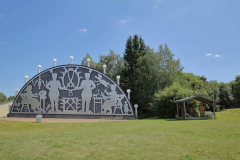 Largest traditional candle bow with mining symbol mallet, iron, hammer and lace bag for lace-making