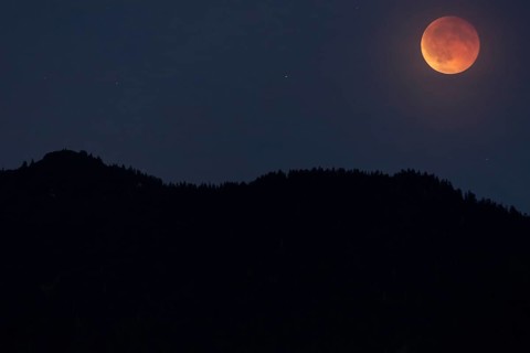 Full moon, blood moon, lunar eclipse, 2025, Upper Bavaria, Bavaria, Germany