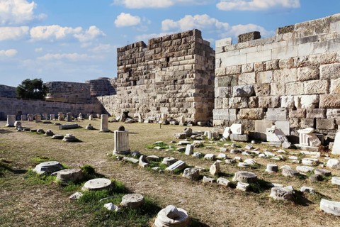 Fragments of columns in the courtyard, inner fortification, bastion, Neratzia fortress, also