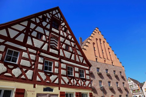 Fachwerkhäuser und Rathausplatz, city of Heideck in the district of Roth, Middle Franconia,