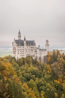 Neuschwanstein in autumn, Schwangau, Füssen, Allgäu, Bavaria, Germany