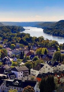 The Rhine seen from the Ulanendenkmal, Rhöndorf, Bad Honnef, Siebengebirge, North Rhine-Westphalia,