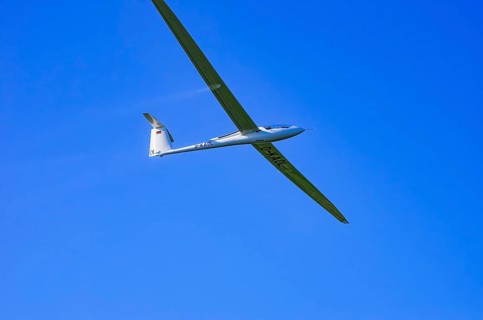 A Schempp-Hirth Nimbus 4M motor glider, D-KAOL registration, during a screening as part of an air