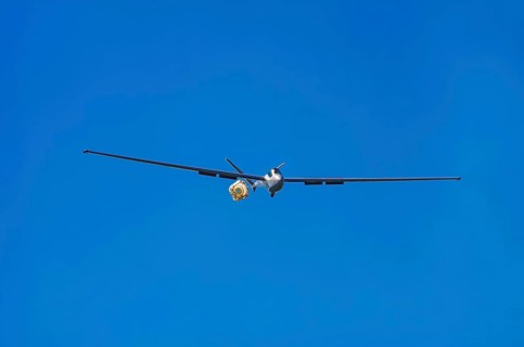 A Hänle H-101 somersault glider, registration D-3033, during a demonstration as part of an air show