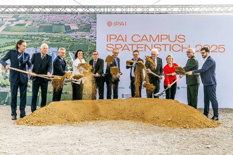 From left, architect Jacob van Rijs, OB Harry Mergel, Digital Minister Dr. Karsten Wildberger,