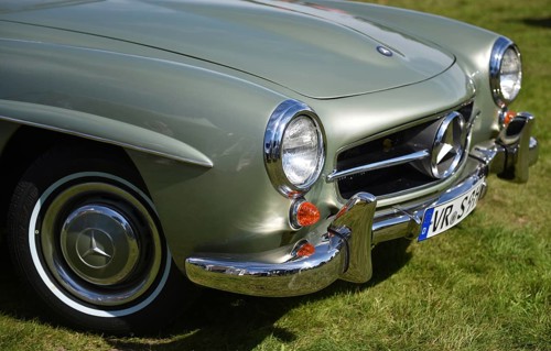 Mercedes-Benz W121 190 SL Roadster at a classic car meeting
