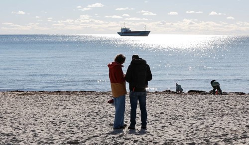 Beach scene on the south beach in sunny autumn weather, Fehmarn island, 18.10.2025, Fehmarn,