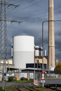 Stadtwerke Düsseldorf district heating storage plant, at the Lausward CHP plant, with a volume of