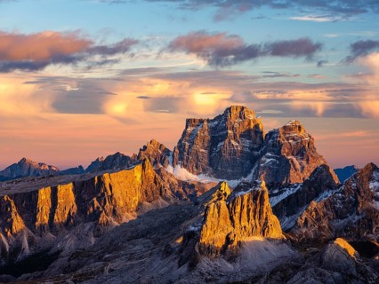 Alpenglühen, Monte Pelmo in the evening light, Dolomites, Belluno province, Veneto region, Italy
