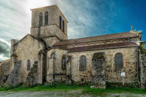 Dore l'église village. Saint Blaise church, Puy de Dome, Auvergne Rhone Alpes, France