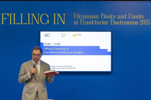 Minister of State for Culture Wolfram Weimer (non-party) and the Ukrainian Ambassador to Germany,